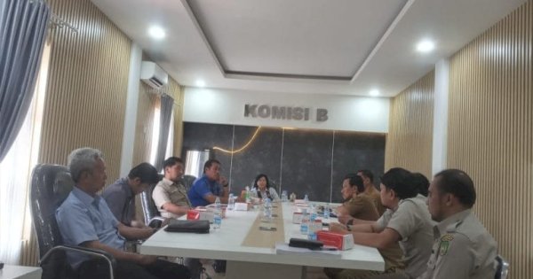 Komisi B DPRD Palopo Canangkan Program ‘Senin Solusi’
