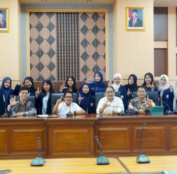 Legislator NasDem Berikan Kuliah Umum Mahasiswa Politeknik STIA-LAN Makassar