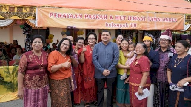 Wali Kota Munafri Hadiri Perayaan Hari Raya Paskah dan HUT XXII KPI Gereja Toraja.