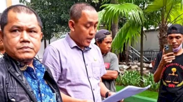 Lagislator DPRD Makassar, Tri Sulkarnain Terima Aspirasi Mahasiswa Terkait Parkir Liar di Makassar