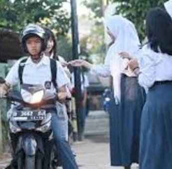 DPRD Makassar Minta Disdik Larang Siswa Bawa Motor ke Sekolah