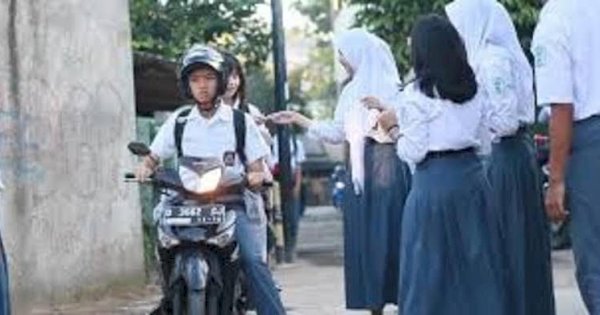 DPRD Makassar Minta Disdik Larang Siswa Bawa Motor ke Sekolah