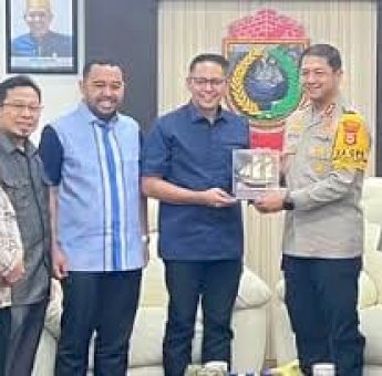 Ketua DPRD Makassar, Supratman Sambut Kunjungan Kapolrestabes Kombes Pol. Arya Perdana