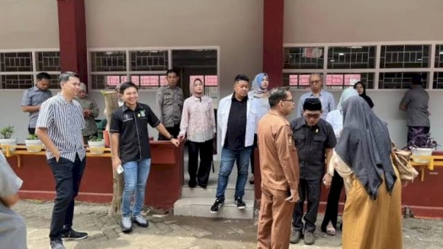 Komisi D DPRD Makassar Tinjau Kondisi Toilet Sekolah Usai Kasus Gagal Ginjal Siswa