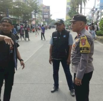 Tekan Jukir Liar, Perumda Parkir Makassar Turunkan TRC Tata Kendaraan di Carefreeday Boulevard