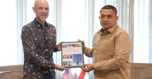 Wali Kota Munafri Bertemu Konjen Amerika Perkuat Kerjasama SDM dan Investasi