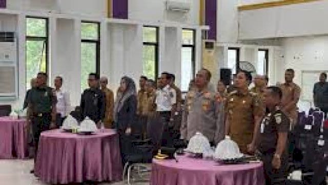 Pemkab Enrekang Gelar Verifikasi Lapangan Hybrid untuk Evaluasi KLA Tahun 2025.