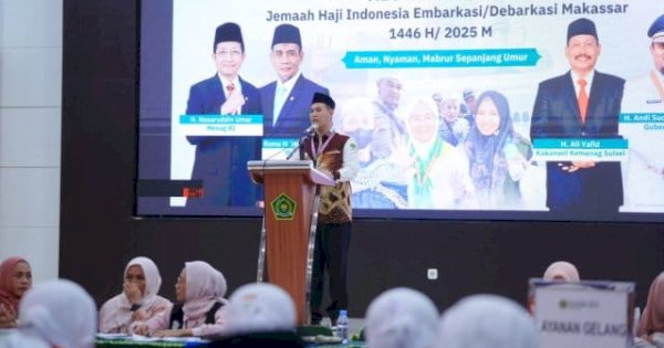 Bupati Yusran Lalogau Lepas Keberangkatan JCH asal Pangkep: Fokus Ibadah dan Jaga Kondisi