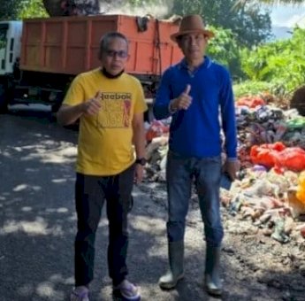 Disperkimlh Pinrang Turunkan 10 Armada Dump Truck Lakukan Relokasi Sampah