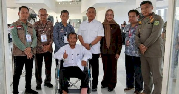 Pastikan Ujian Lancar, Bupati Irwan Bareng Ketua TP PKK Tinjau Tes PPPK Tahap II Luwu Timur