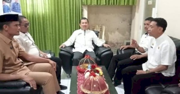 Anggota DPRD Kota Makassar Tinjau Persiapan SPMB 2025 di SMPN 18 Makassar
