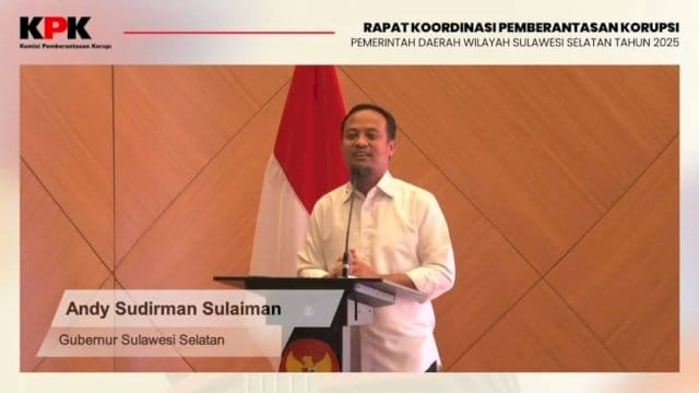 Gubernur Sulawesi Selatan, Andi Sudirman Sulaiman menjadi narasumber dalam Rapat Koordinasi Pemberantasan Korupsi Pemerintah Daerah Wilayah Sulawesi Selatan Tahun 2025.