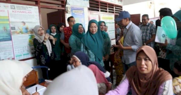 Tinjau Posyandu Nusa Indah 4, Melinda Aksa: Garda Terdepan Kesehatan Ada di Masyarakat