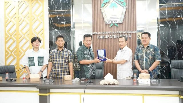 Pimpinan DPRD Gowa Terima Kunjungan Rombongan Komisi B DPRD Bantul.