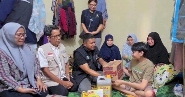 Pemkab Lutim Salurkan Bantuan ke Warga Pengidap Penyakit Spina Bipida di Nuha