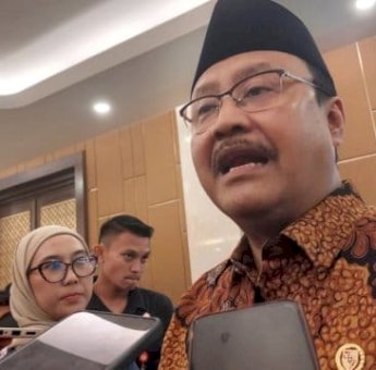 Mensos Tegaskan Masyarakat yang Pura-pura Miskin Tak Bisa Lolos Sekolah Rakyat Nhico Nhico Kamis, 29 Mei 2025 17:21