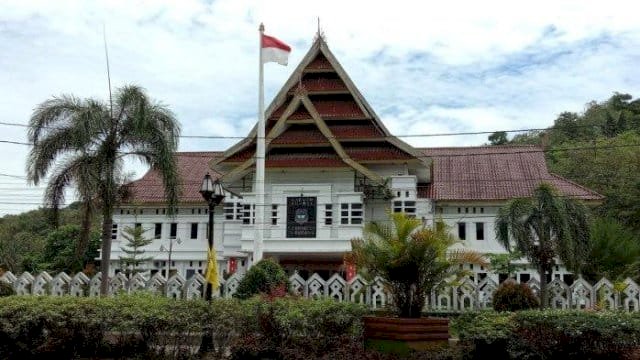 Kantor Bupati Enrekang.