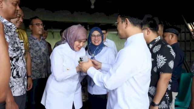 Aliyah Mustika Ilham Melayat ke Rumah Duka, Sampaikan Belasungkawa Wafatnya Ibunda Amir Uskara
