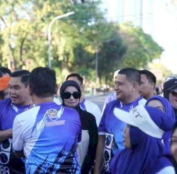 Bersama Kabarharkam Polri, Wali Kota Munafri Lepas Peserta Jalan Sehat SMADA 88 Makassar
