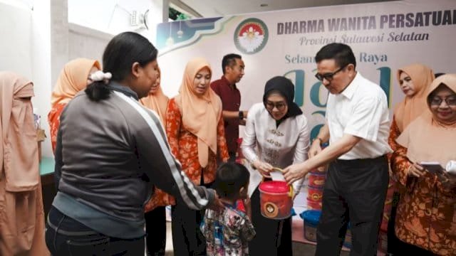DWP Sulsel Salurkan Daging Kurban untuk Anak Stunting dan Kaum Dhuafa