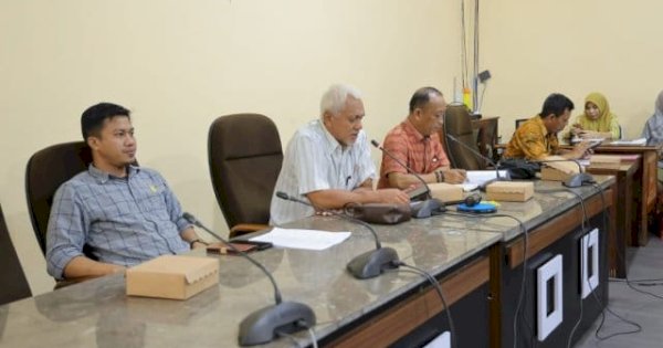 Bapemperda Rapat Kajian Tata Beracara Badan Kehormatan DPRD Pangkep