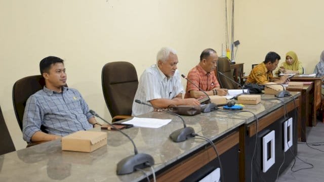 Bapemperda Rapat Kajian Tata Beracara Badan Kehormatan DPRD Pangkep