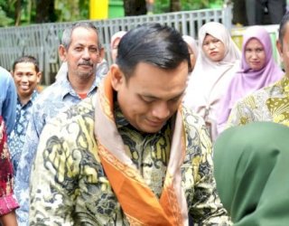 Wawali Hermanto Tinjau Program MBG di Parepare, Pastikan Gizi Anak Terpenuhi-2.245 Siswa Terlayani Hari Pertama