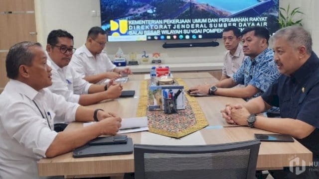 Bupati Pinrang, H.A. Irwan Hamid, S.Sos dengan melakukan koordinasi langsung bersama pihak BBWS Pompengan - Jeneberang.