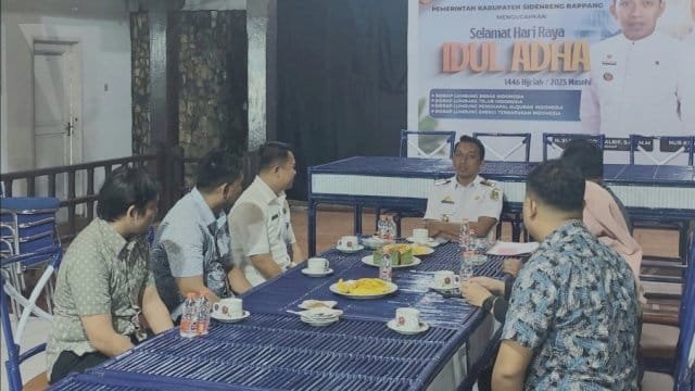 Bupati Sidrap, Syaharuddin Alrif, menerima kunjungan Kepala Badan Narkotika Nasional Kabupaten (BNNK) Sidrap, Syahril Said.