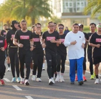 Bima Arya Jogging Bareng Wali Kota Munafri di Makassar