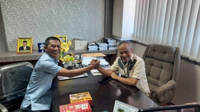 Anggota DPRD Sulsel dari Fraksi PKS, Abdul Rahman, bersama Anggota DPRD Sulsel dari Fraksi Golkar, Kadir Halid.