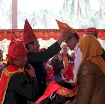 Bupati dan Wabup Lutim Resmi Jadi Keluarga Besar To Pamona