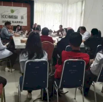 Komisi 2 DPRD Barru Gelar Rakor dengan PLN, Bahas Kerjasama Penanganan Sampah di Pesisir Pantai