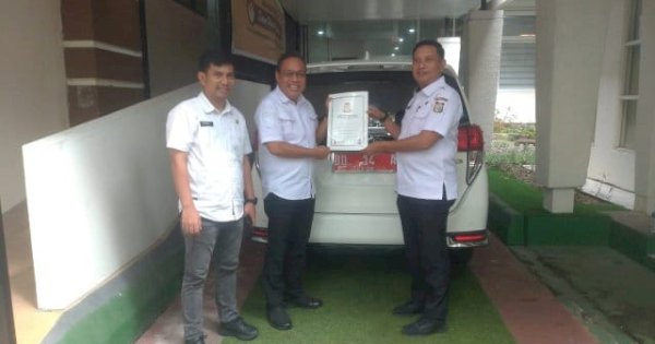 Usai Tak Jabat Sekwan, Dahyal Kembalikan Mobil Dinas dan Sejumlah Fasilitas Milik DPRD Makassar