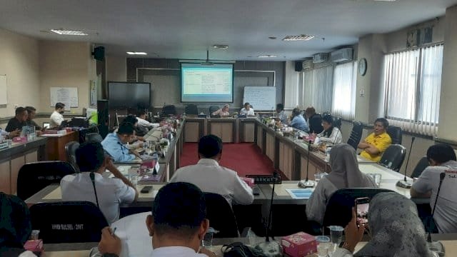 Rapat Kerja Komisi B DPRD Sulsel bersama Disperindag Sulsel.