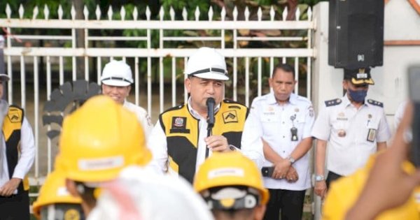 Wali Kota Makassar Munafri Pimpin Pasukan Drainase Lakukan Pembersihan, Hadapi Musim Hujan