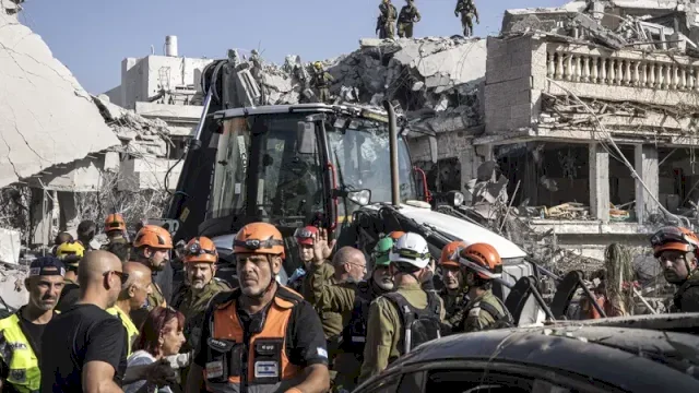 Perang Iran-Israel Kian Berkobar, Putin Siap Turun Tangan Akhiri Konflik