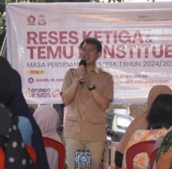 Waka DPRD Makassar Eric Horas Tekankan Pendidikan Layak untuk Semua saat Reses di Maccini Parang