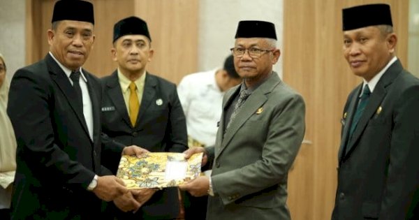 PJ Sekda Soppeng Lantik Pejabat Staf Ahli Bupati Bidang Hukum, Politik, dan Pemerintahan
