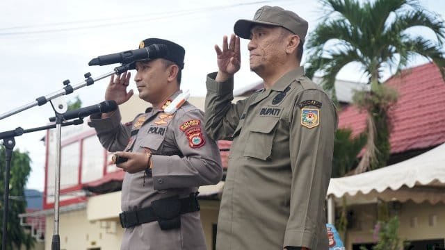 Bupati Luwu Timur, H. Irwan Bachri Syam.