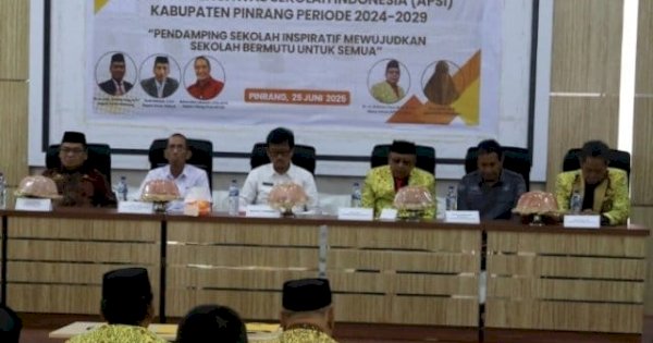 Hadiri Pelantikan APSI Pinrang, Sekda Calo Kerrang: Pengawas Ujung Tombak Pembinaan Sekolah