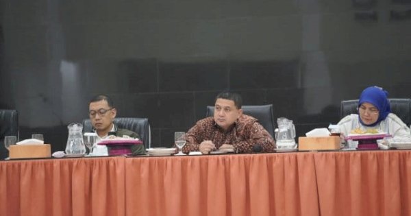 Munafri- Aliyah Gagas Revolusi Pengelolaan Sampah dari Rumah ke Sekolah