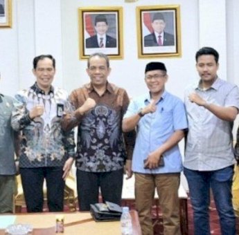 Imam Masjid dan Guru Mengaji di Jeneponto Bakal Digaji, DPRD Mulai Susun Perda Nhico Nhico Rabu, 09 April 2025 15:57