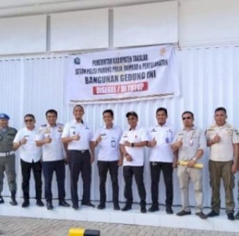 Pemkab Takalar Segel Dua Toko Retail Modern, Kebijakan Moratorium Bupati Daeng Manye