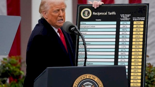 Pengadilan Perdagangan AS Blokir Tarif Trump: Lampaui Wewenangnya