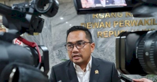 Ketua Komisi II Hormati Keputusan MK terkait Pemilu Nasional dan Lokal