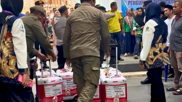 Aksi Gercep Panitia Haji Pangkep, Tiga Koper Jamaah Kloter 16 Yang Tercecer Berhasil Ditemukan