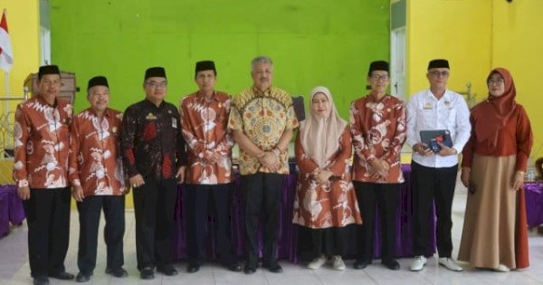 Anak Yatim dan Hafidz Dapat Santunan, Bupati Pinrang: Ini Komitmen Moral Kami