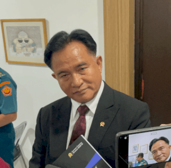 Respons Menko Yusril Soal Putusan MK Pemilu Dipisah: Ini Persoalan Besar