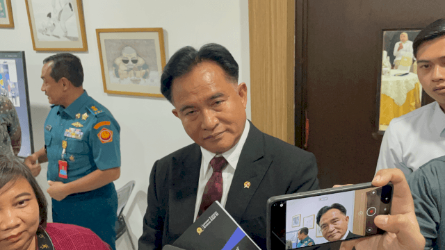 Respons Menko Yusril Soal Putusan MK Pemilu Dipisah: Ini Persoalan Besar